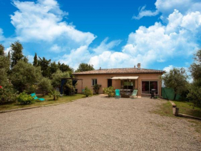 Sensational holiday home with pool